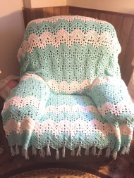 The Six Day Kid Blanket in Mint and White